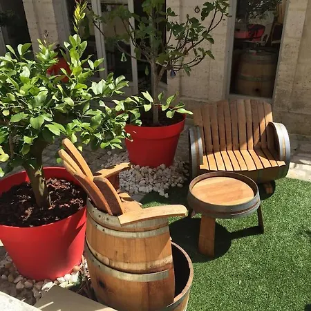 Сasa de vacaciones La Petite Cour, Demeure De Charme, Hyper Centre Périgueux