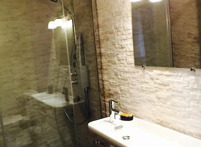 Semesterbostad La Petite Cour, Demeure De Charme, Hyper Centre Périgueux